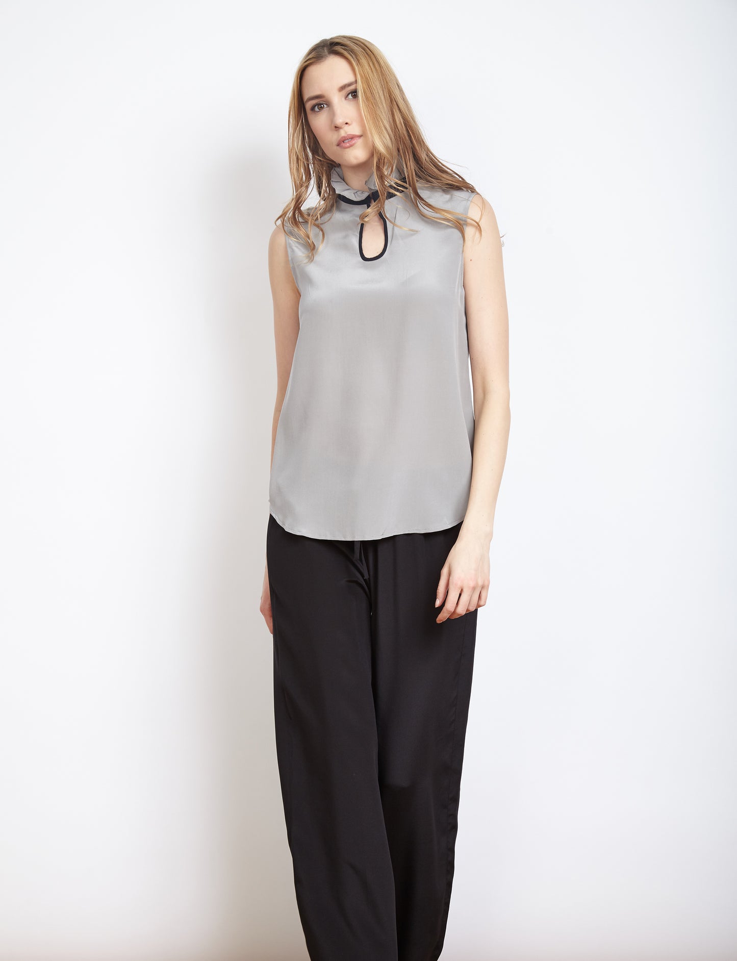 Turn To Me Lex Ruffled Collar Blouse