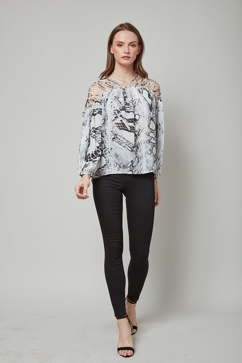Style Chronicles Long Sleeve Lang Top