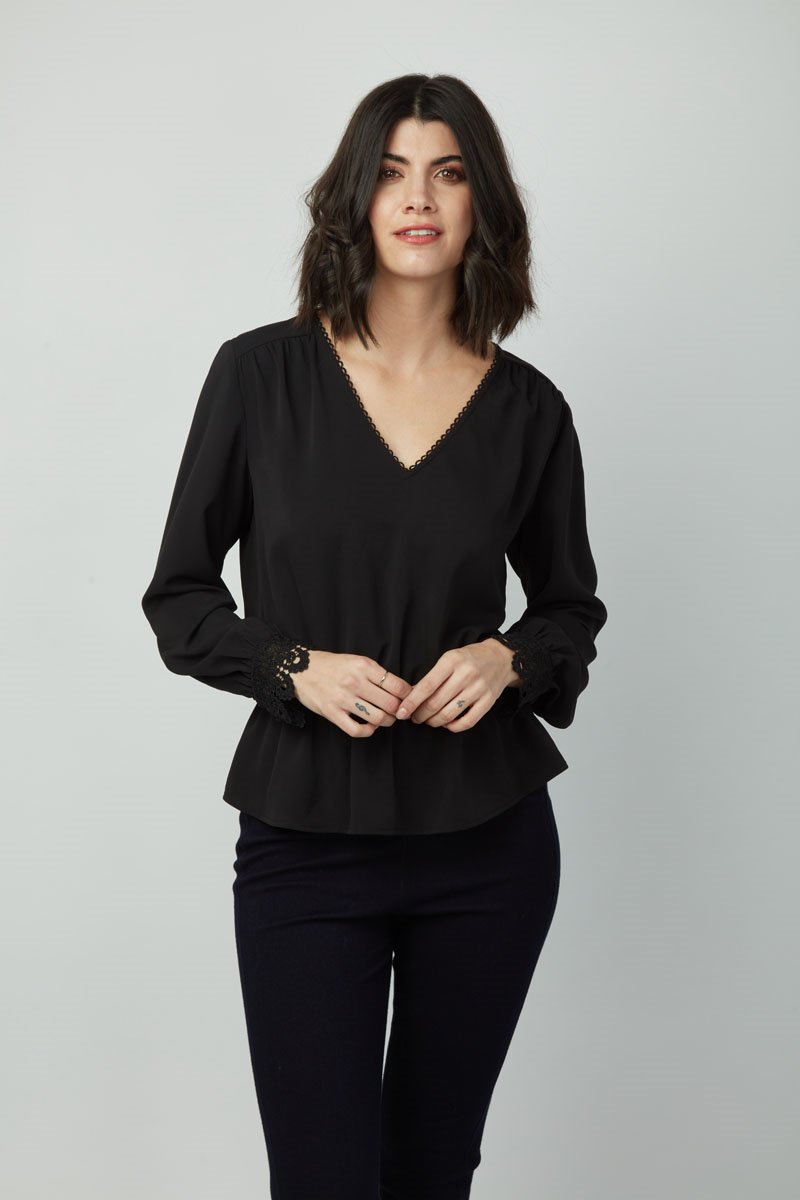 Fall/Winter Elegant Scallop lace V-neck Bari Top, Blouse, Casual Long Sleeve, Tops, T-Shirt for Women