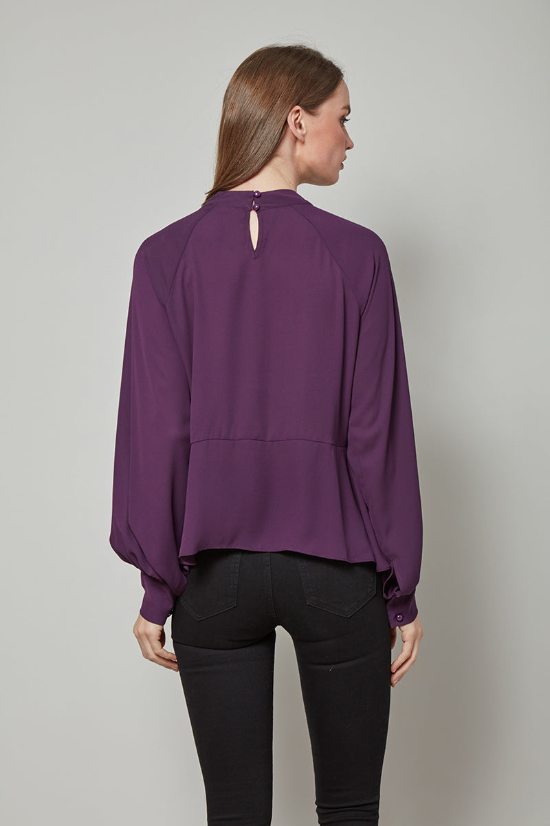 Chic Magnifique Long Sleeve Top