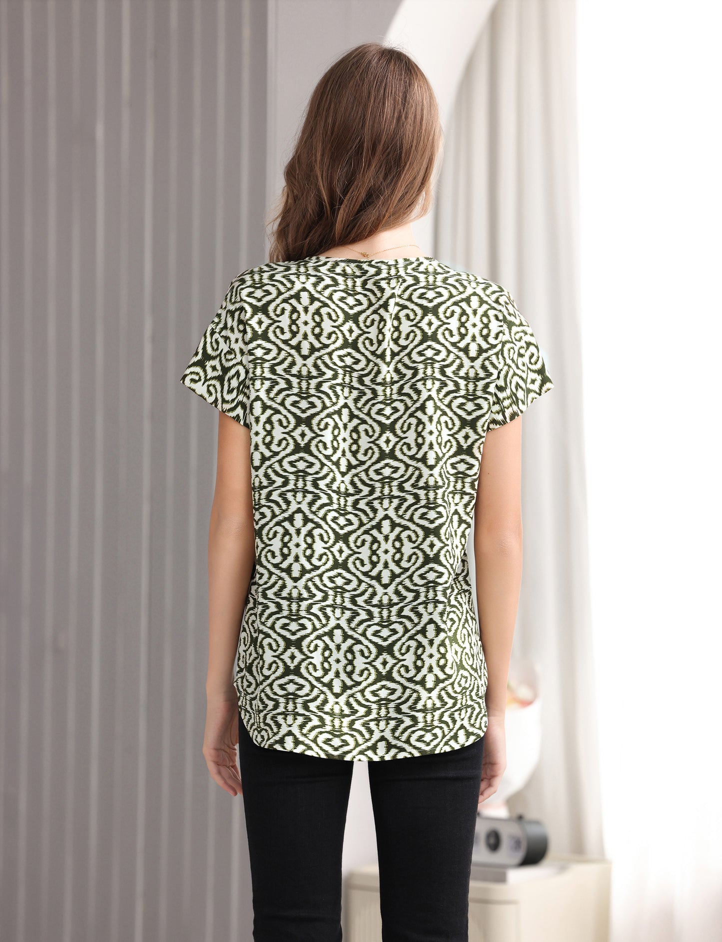 Women's Pullover Tunic Top with Short-Sleeves, Abstract Print