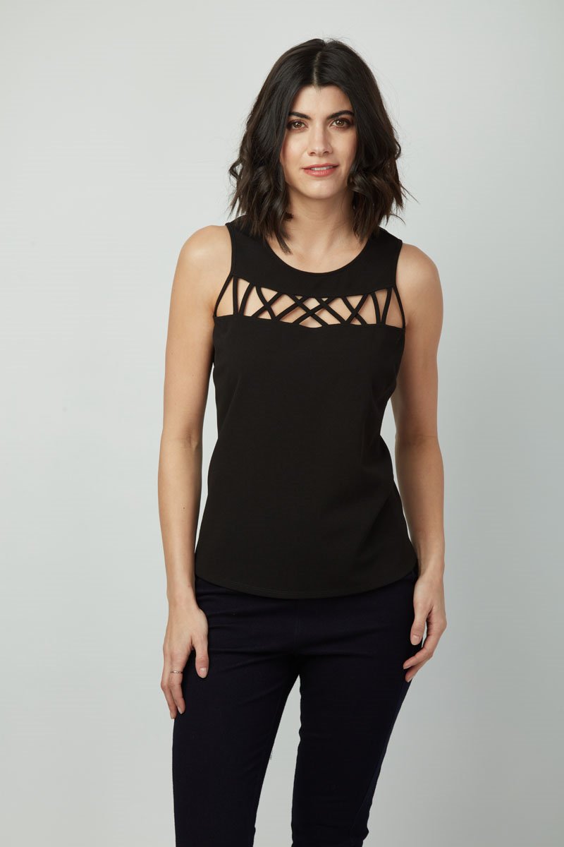 Forever Stylish Crisscross Lattice Peta Top