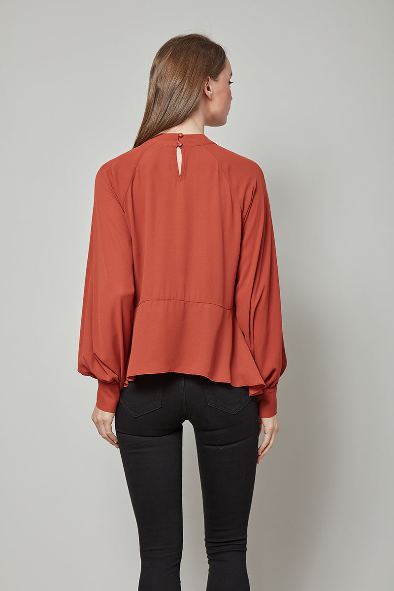JERI Long Sleeve Top w/ Keyhole Neckline