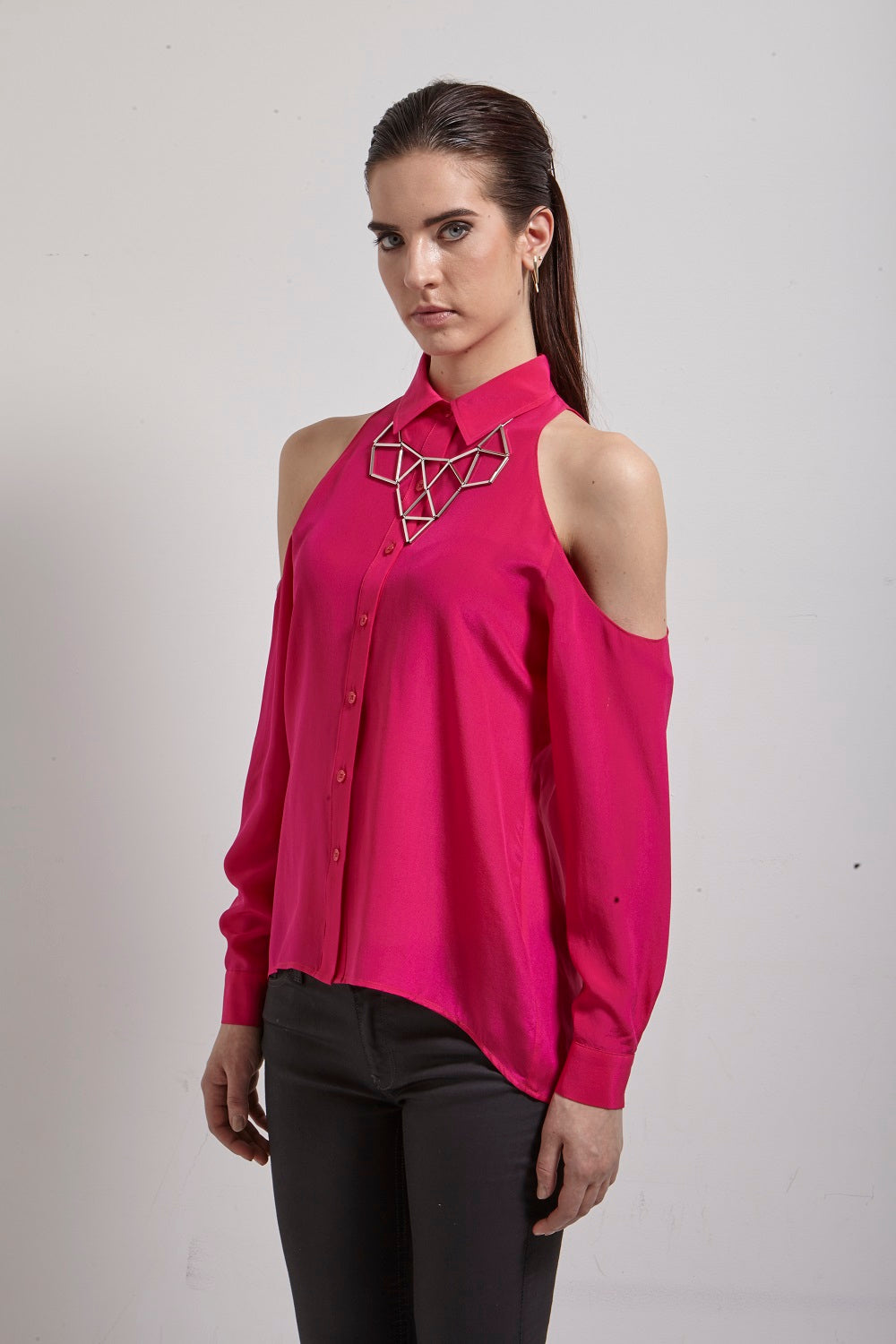 Singer Top